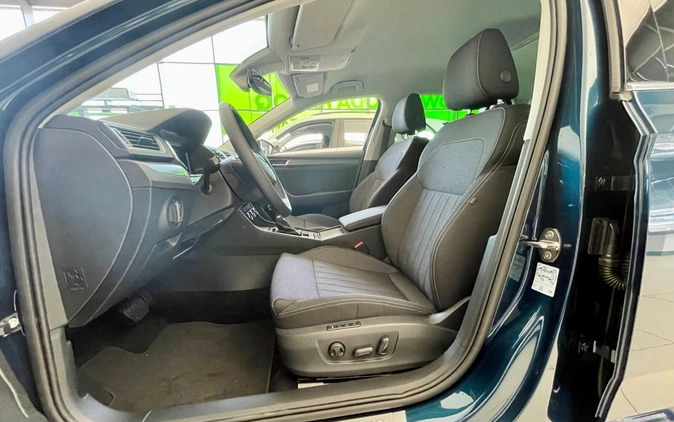 Skoda Superb cena 173490 przebieg: 4, rok produkcji 2024 z Pajęczno małe 79